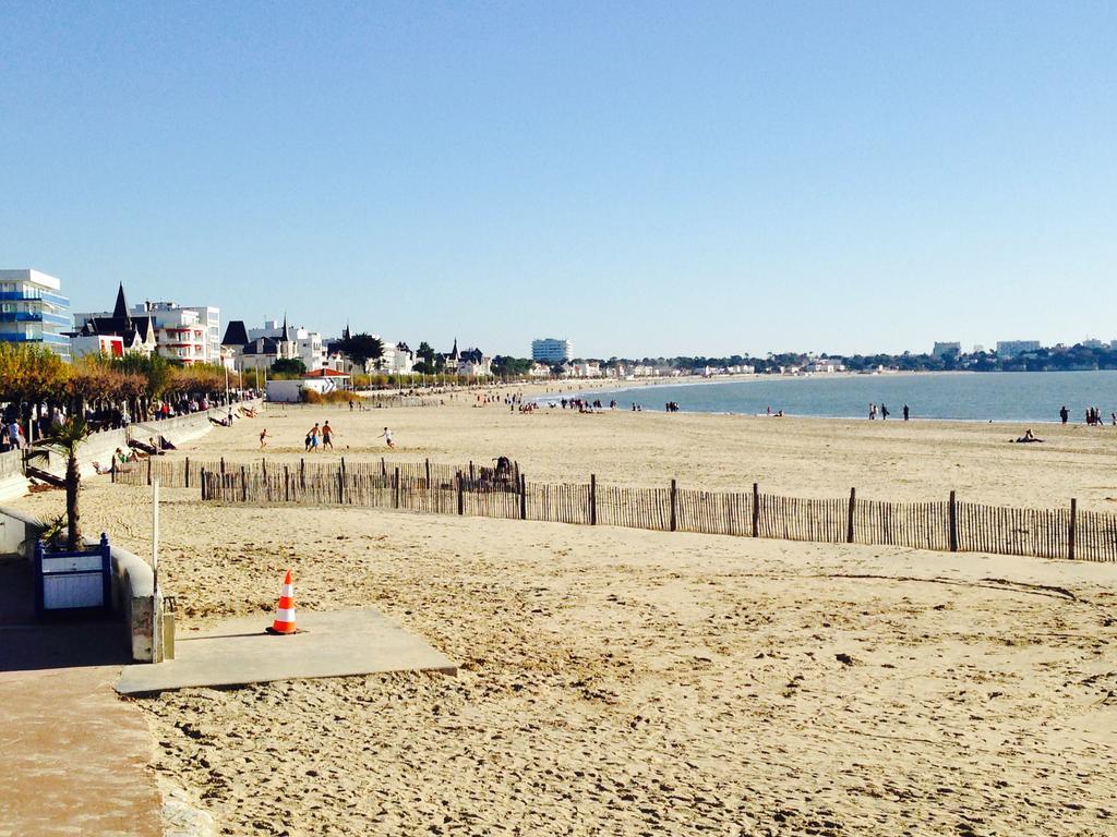 Logis Hôtel Rêve de Sable Royan Exterior foto
